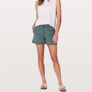 Lululemon Every Movement Short *3.5"